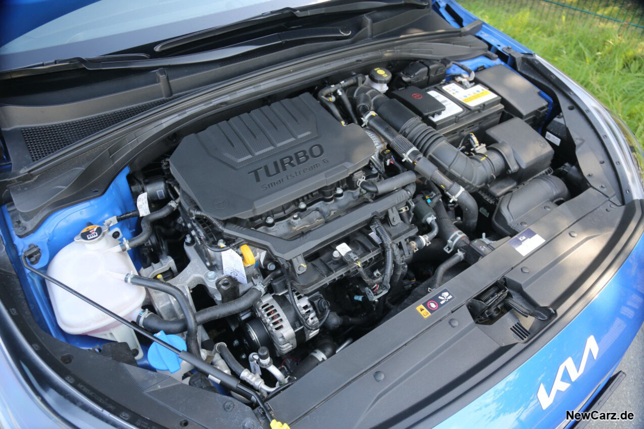 Kia Ceed Sportswagon 1.5 T-GDI Motorraum