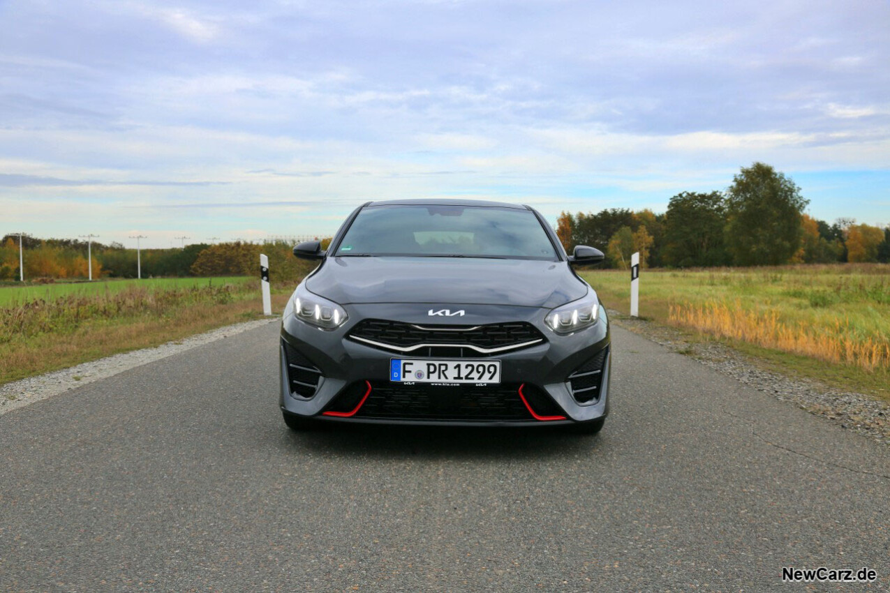 Kia ProCeed GT Facelift Front