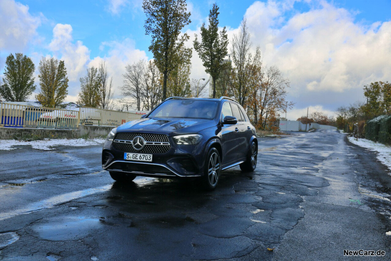 Mercedes-Benz GLE 450d 4Matic schräg vorne links