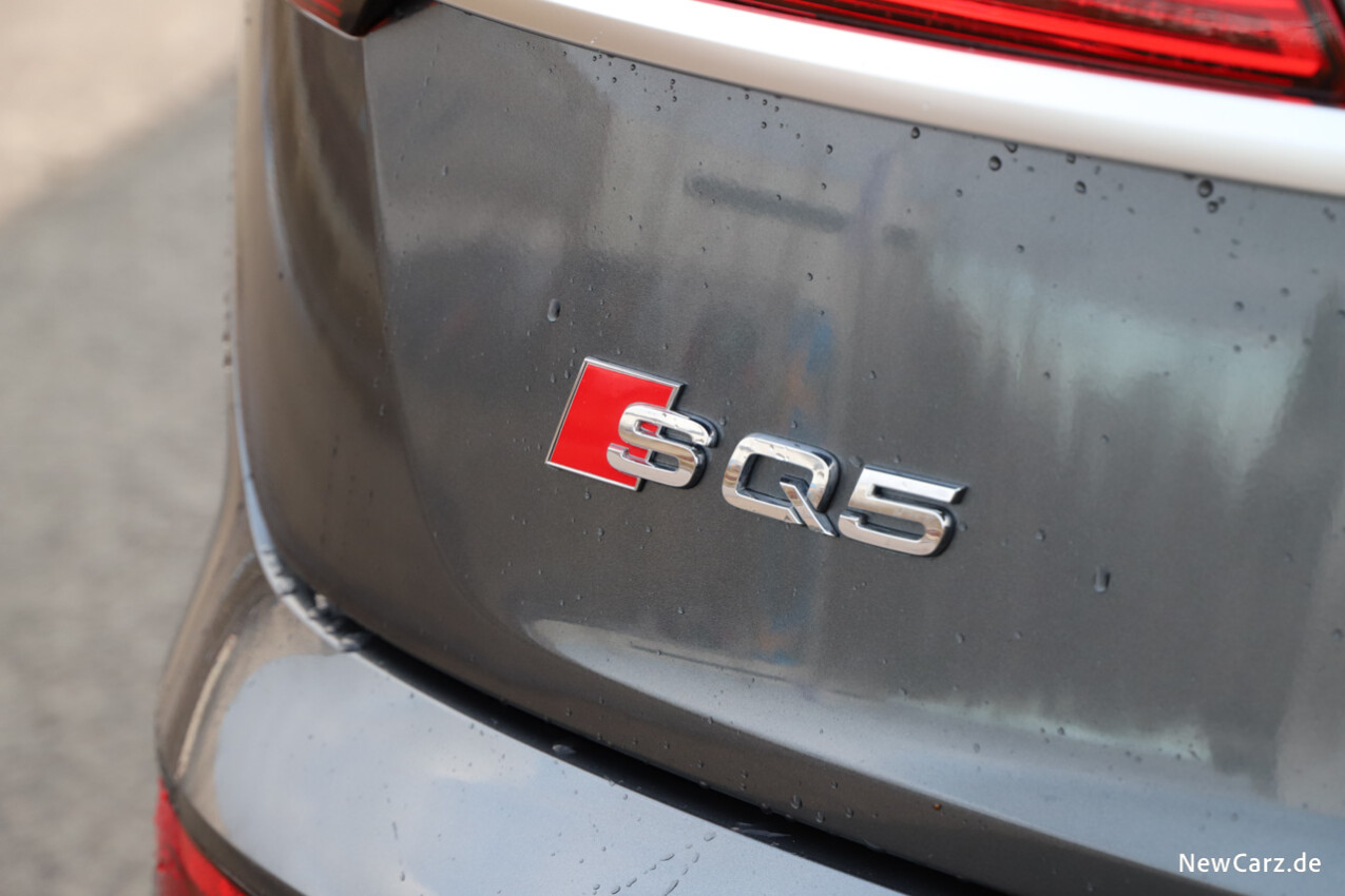 SQ5 Badge