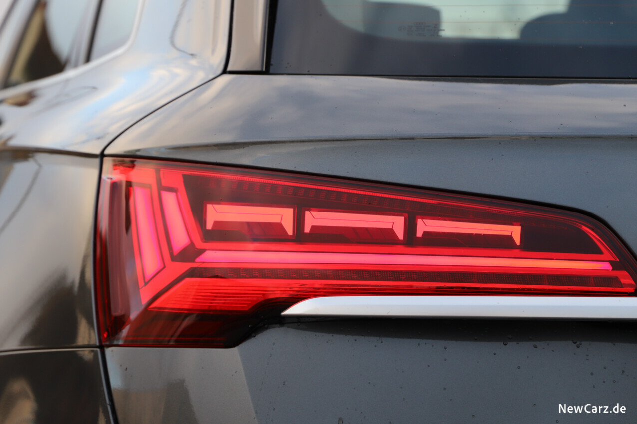 Audi SQ5 TDI OLED Heckleuchte 