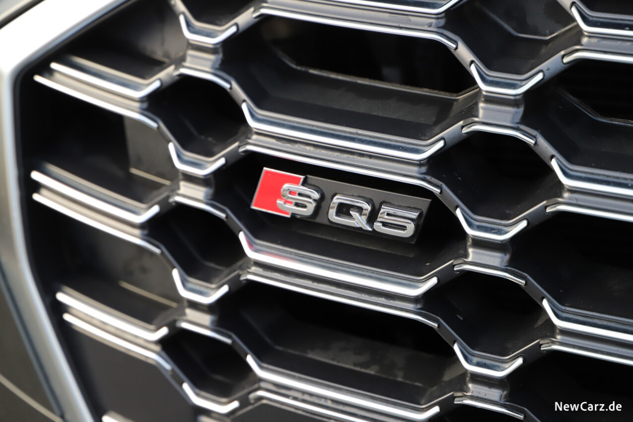 SQ5 Badge Kühlergrill