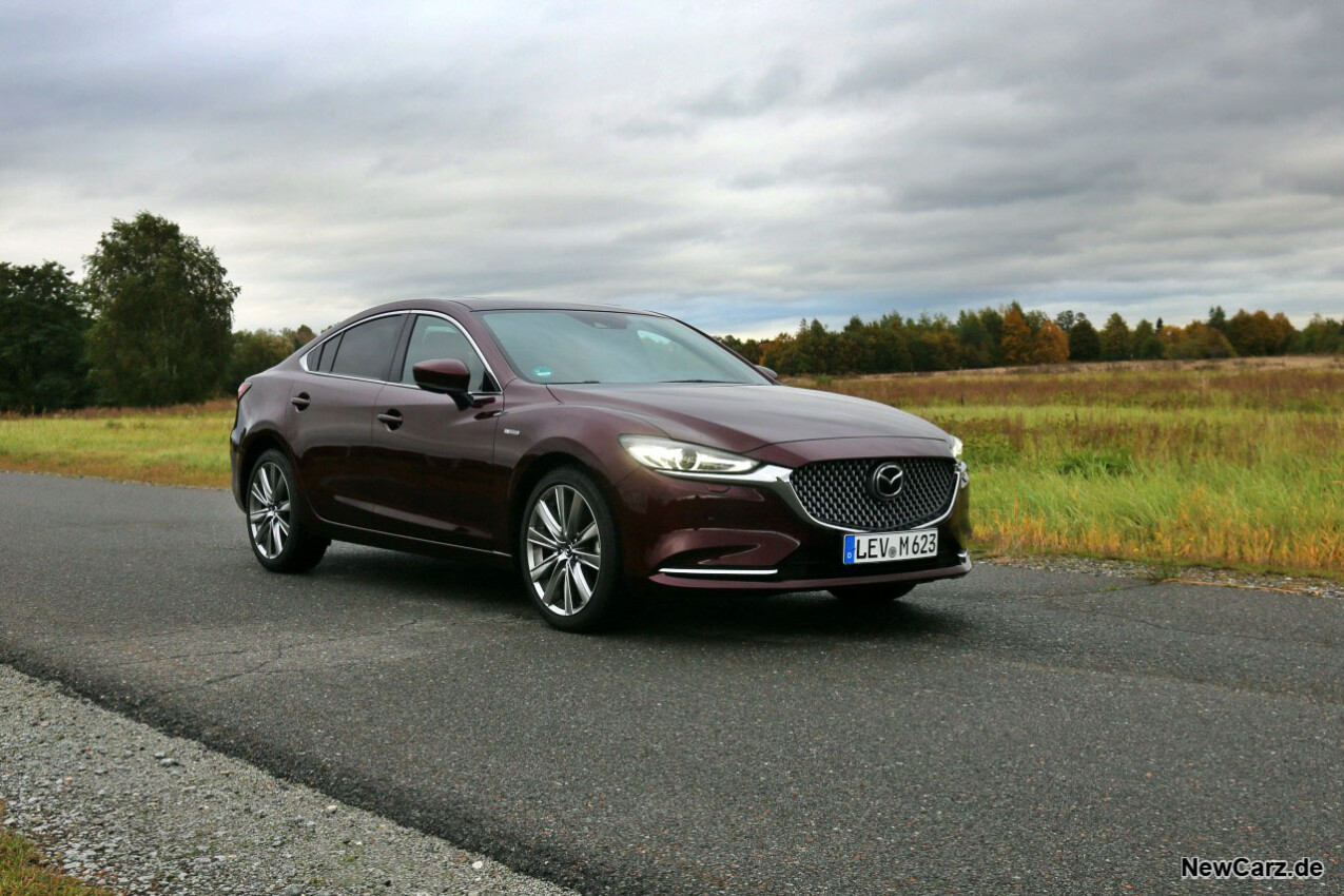 Mazda6 20th Anniversary schräg vorne rechts