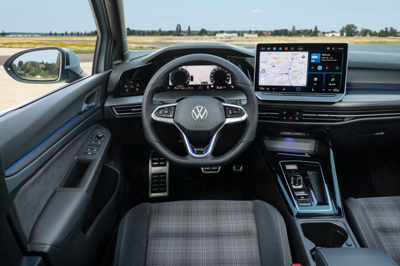VW Golf 8 Facelift Innenraum