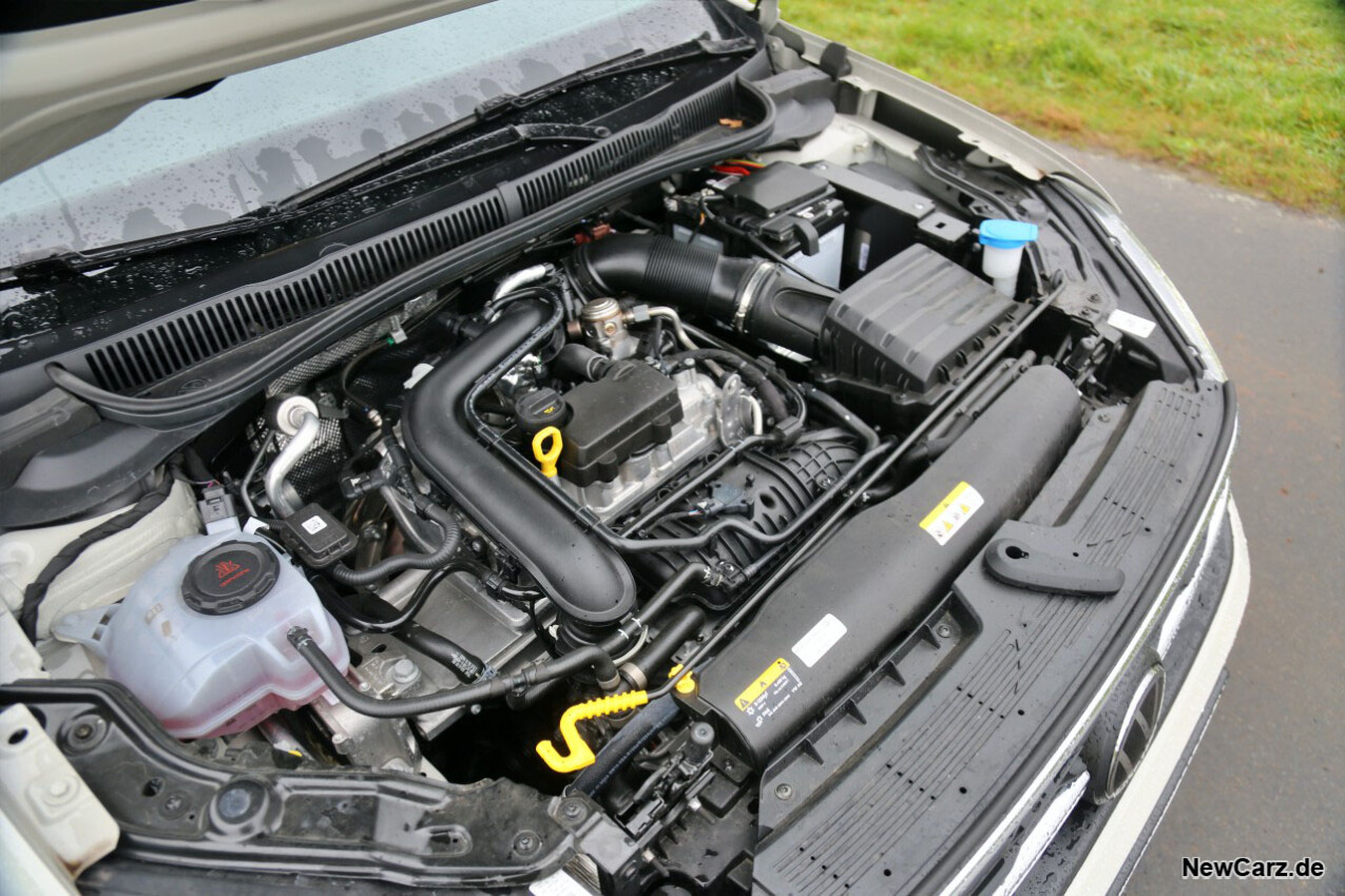 VW Taigo Handschalter Motorraum