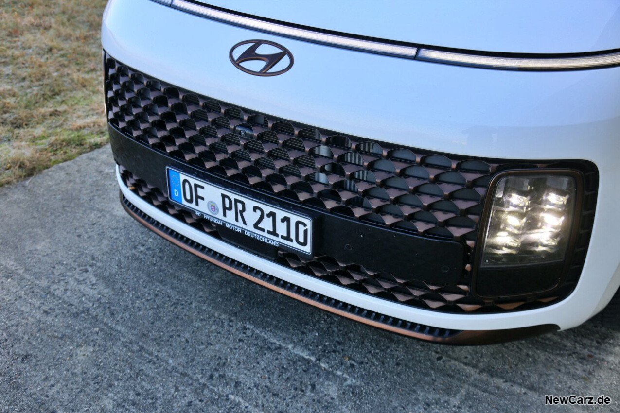 Hyundai Staria Frontgrill