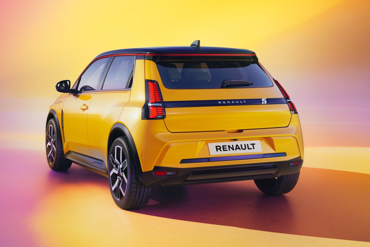 Renault 5 E-Tech Electric schräg hinten links