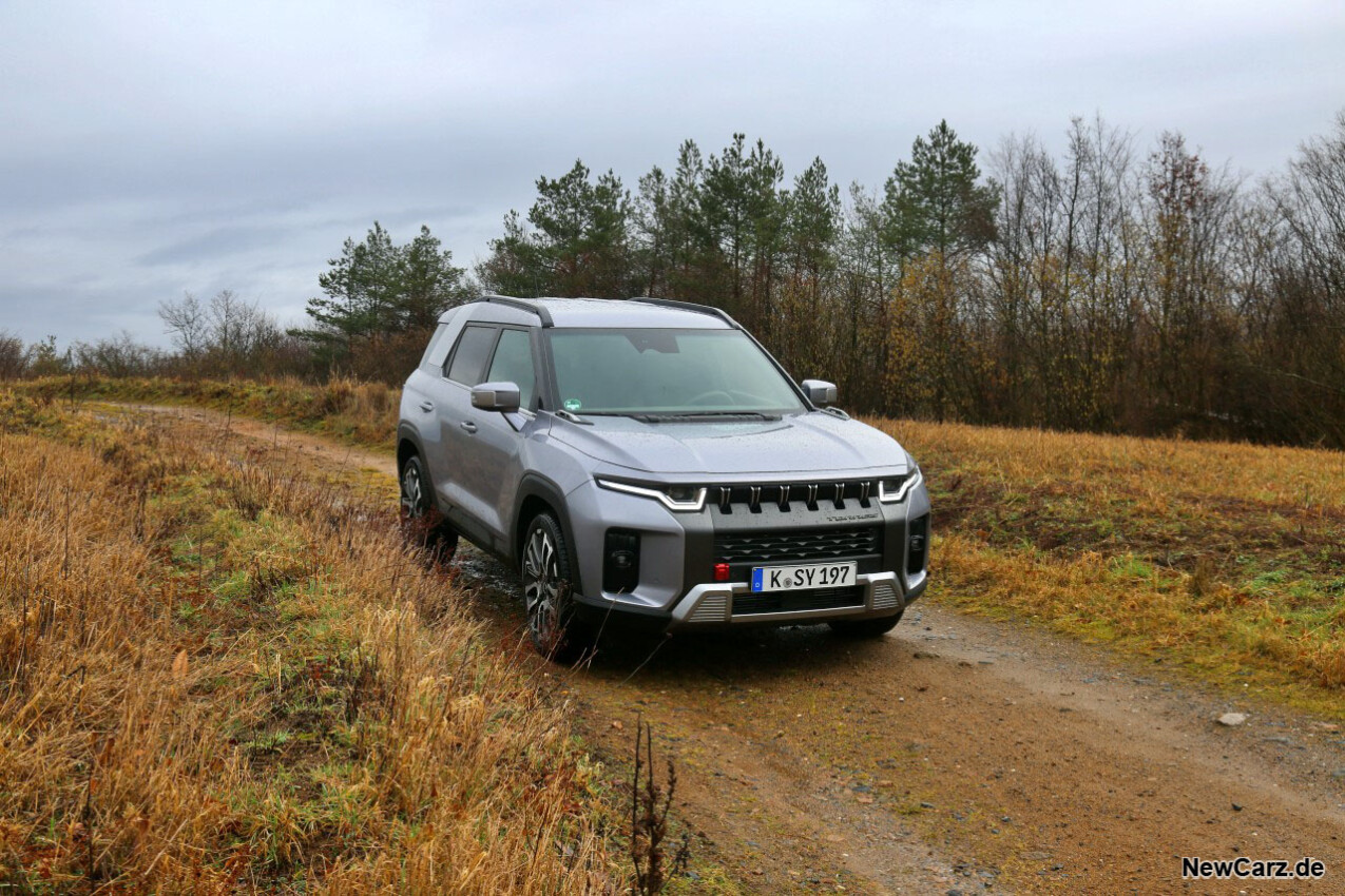 SsangYong Torres offroad