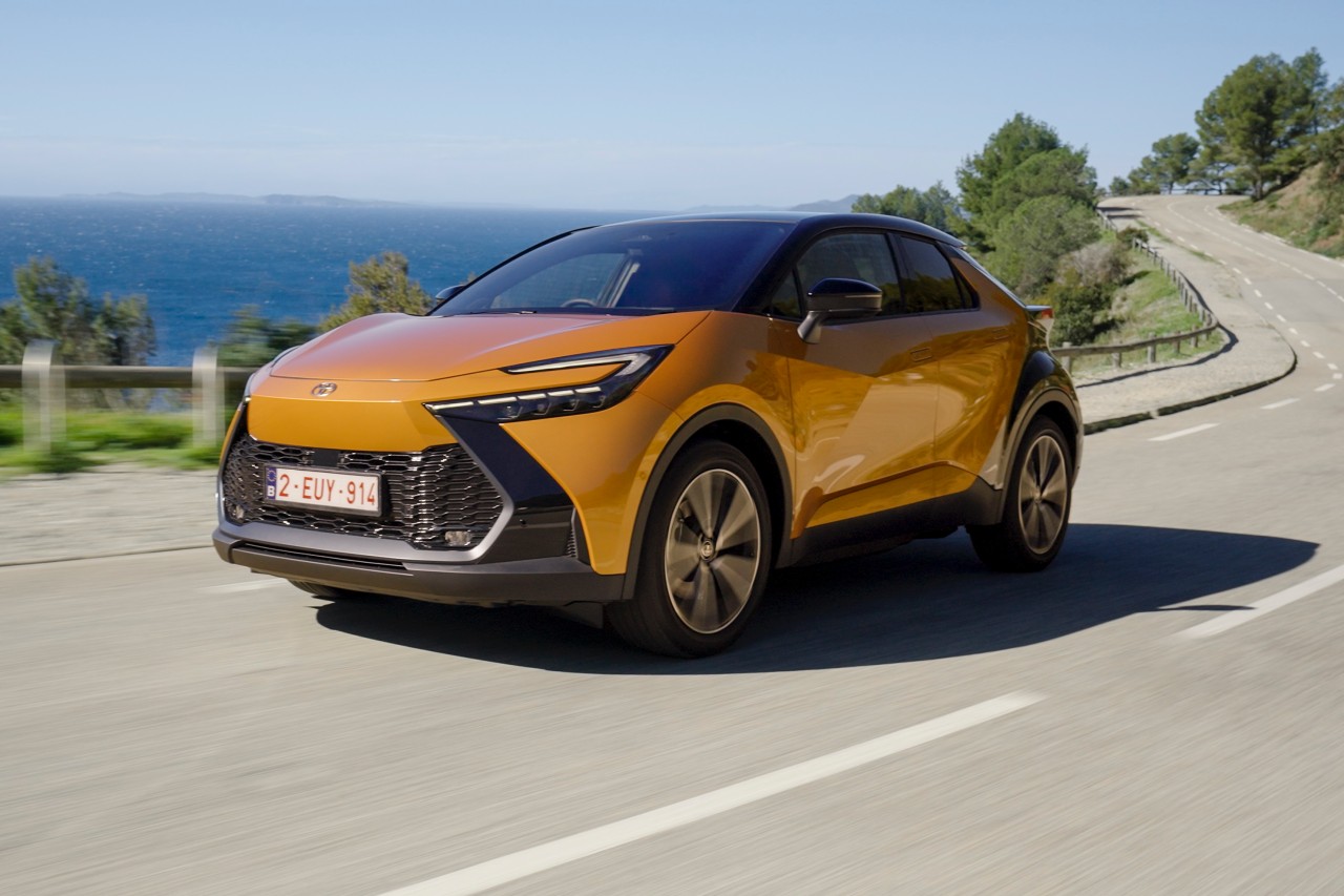 Neuer Toyota C-HR nun auch als PHEV – News