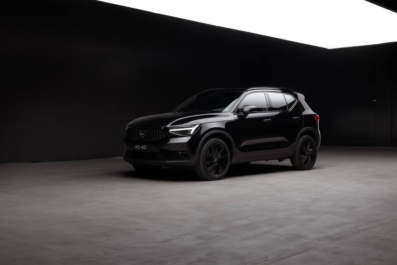 Volvo Black Edition – Die schwarzen Vierziger kommen