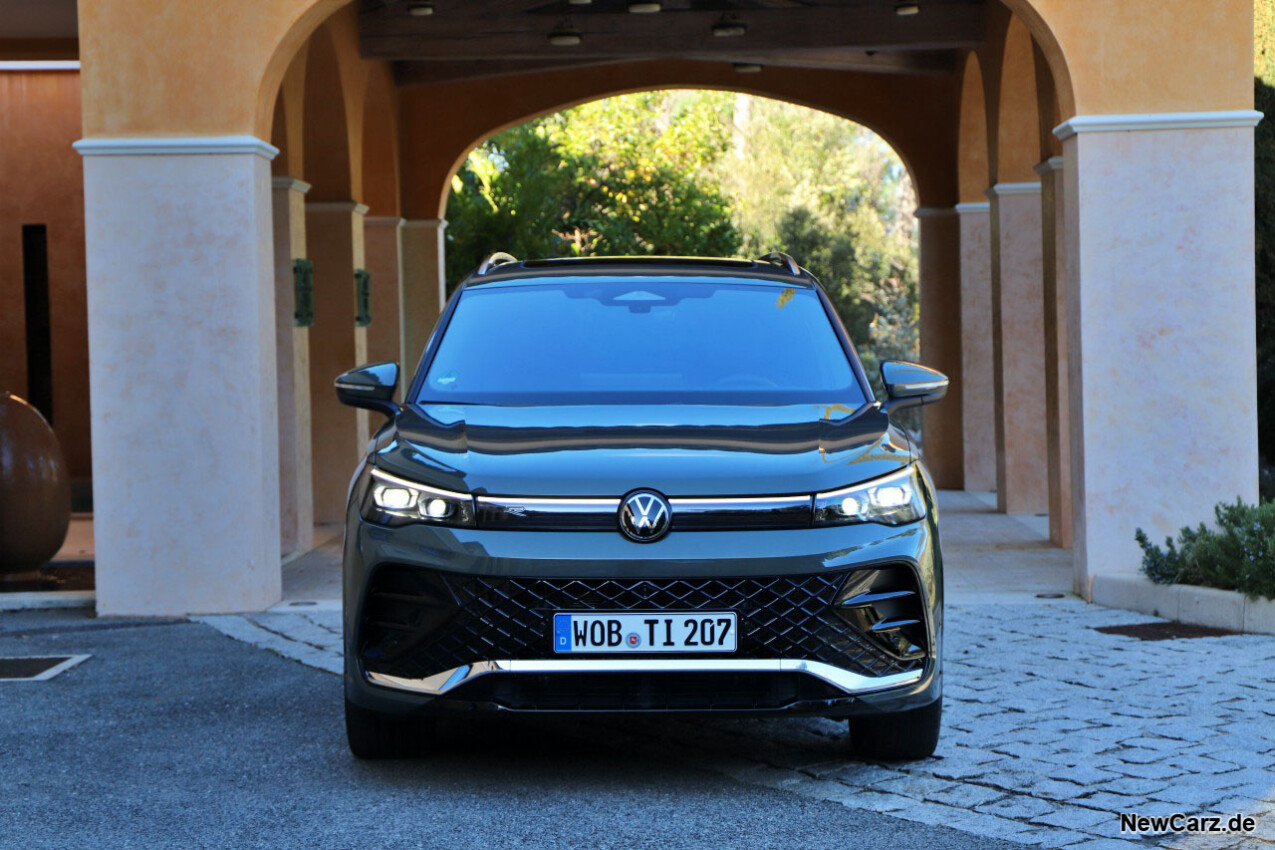 VW Tiguan III Front