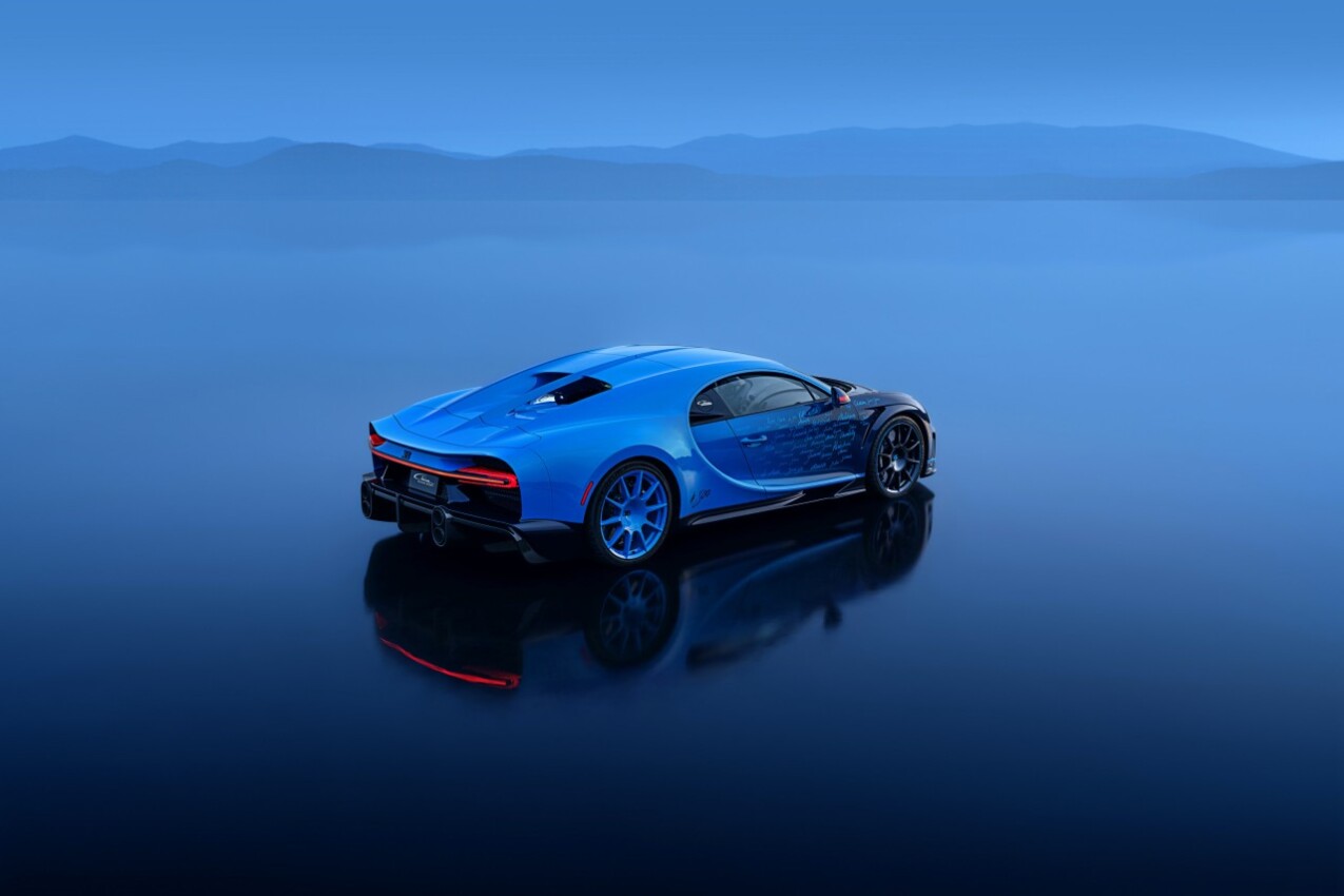 Bugatti Chiron L'Ultime rechts hinten