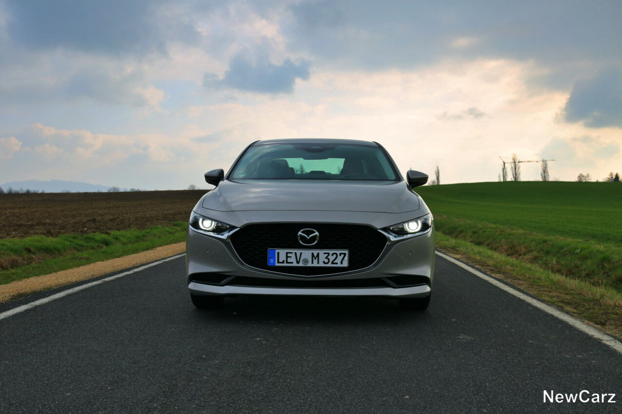 Mazda3 Fastback vorne