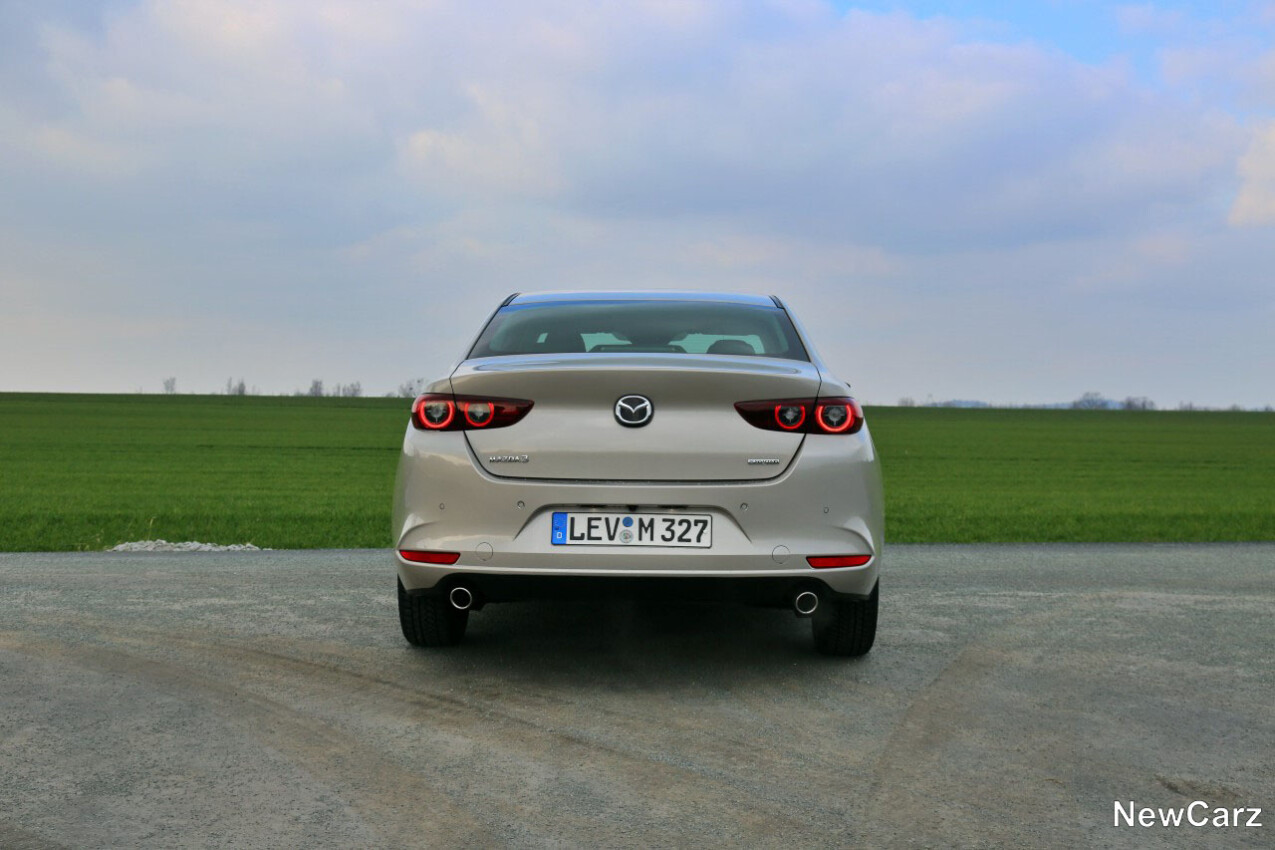 Mazda3 Fastback hinten