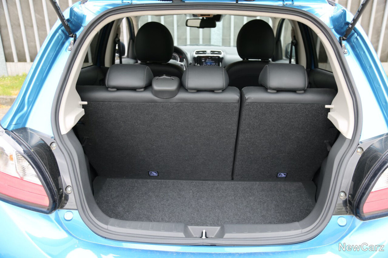 Mitsubishi Space Star MT Kofferraum