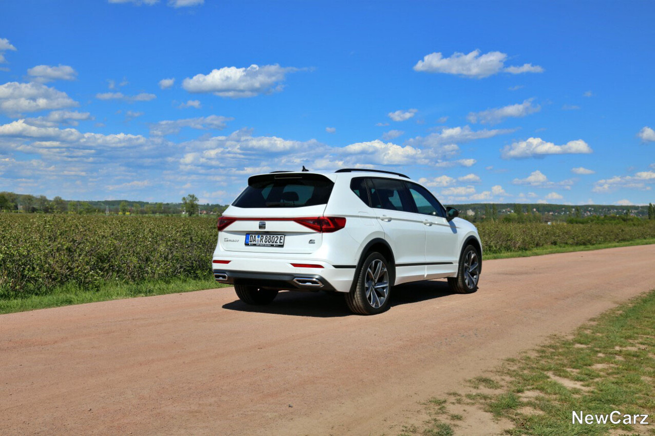 Seat Tarraco e-Hybrid schräg hinten rechts