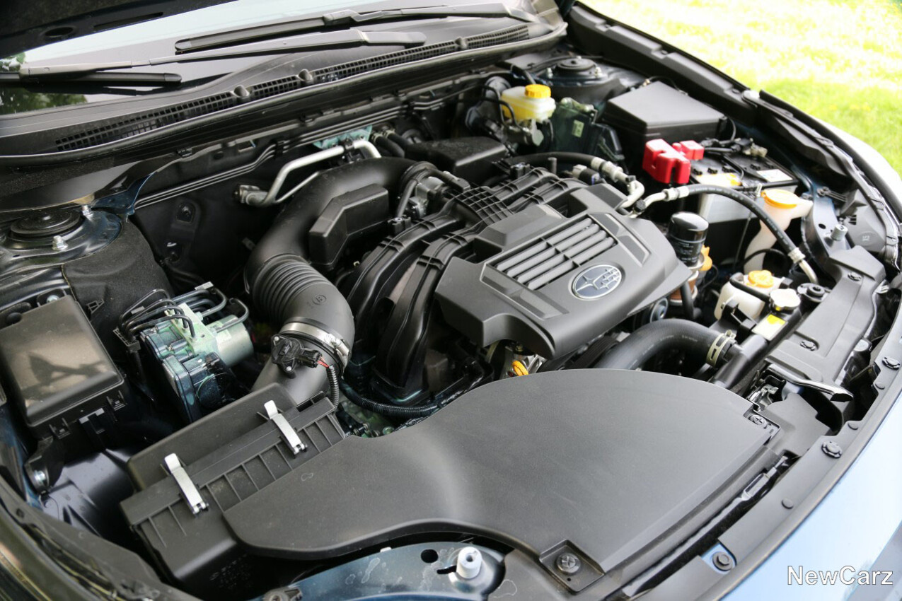 Motorraum Subaru Outback Platinum Cross