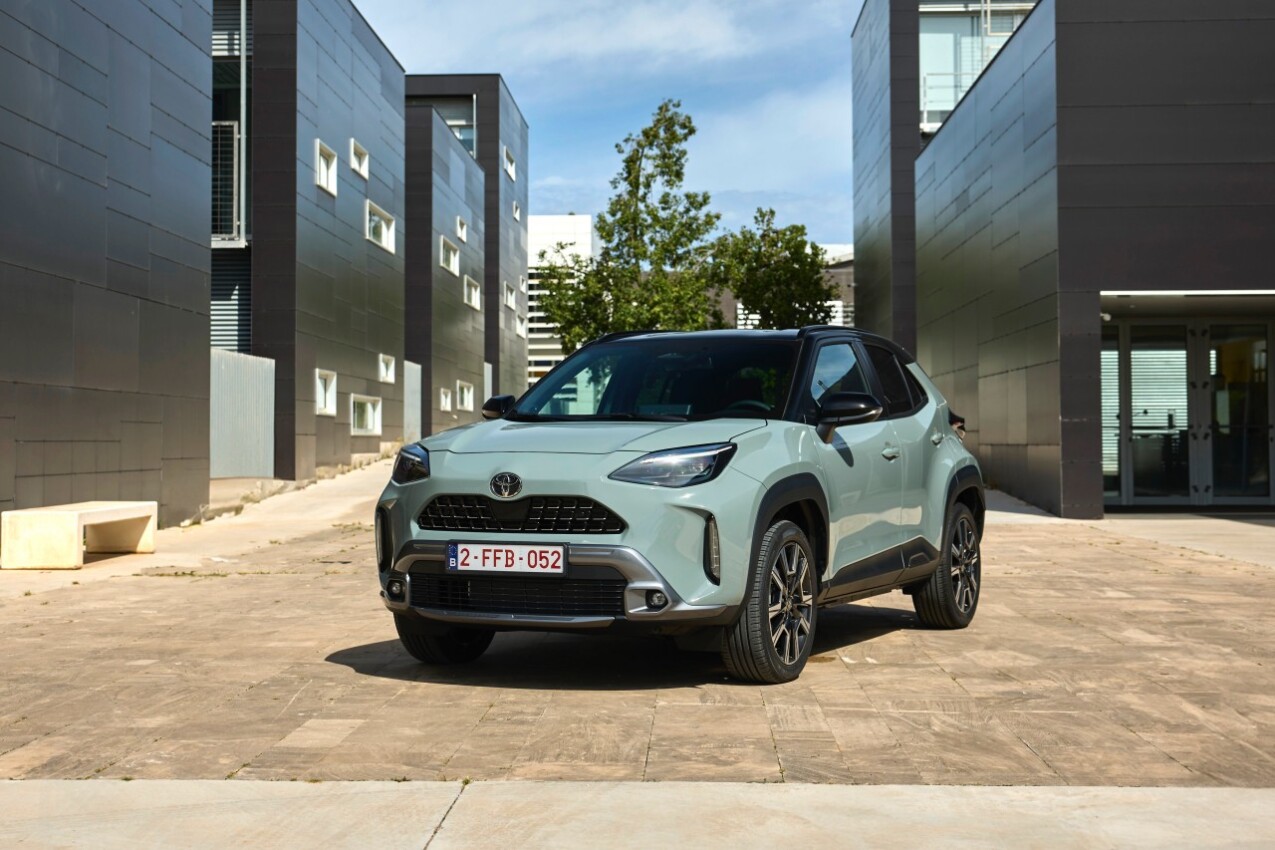 Toyota Yaris Cross schräg vorn