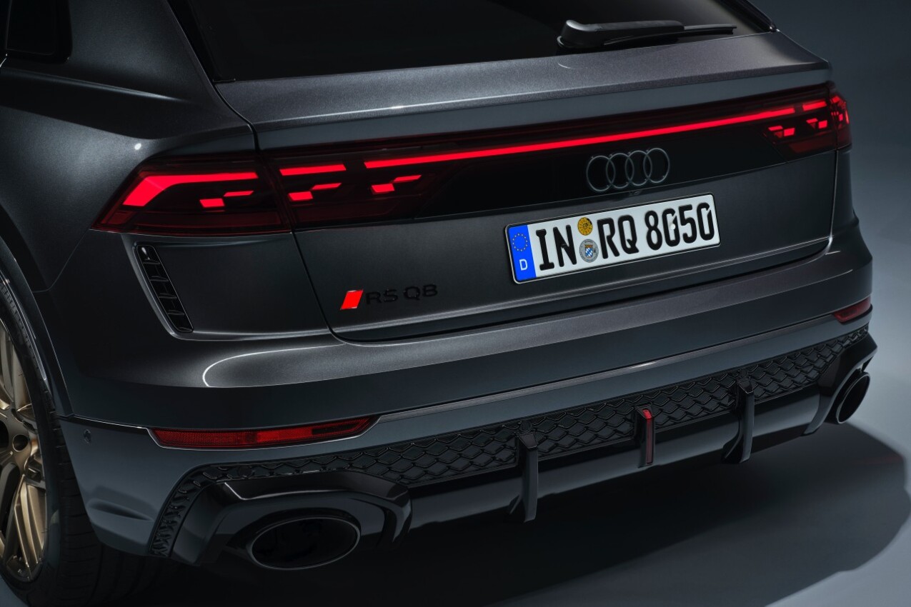 Audi RS Q8 performance heck