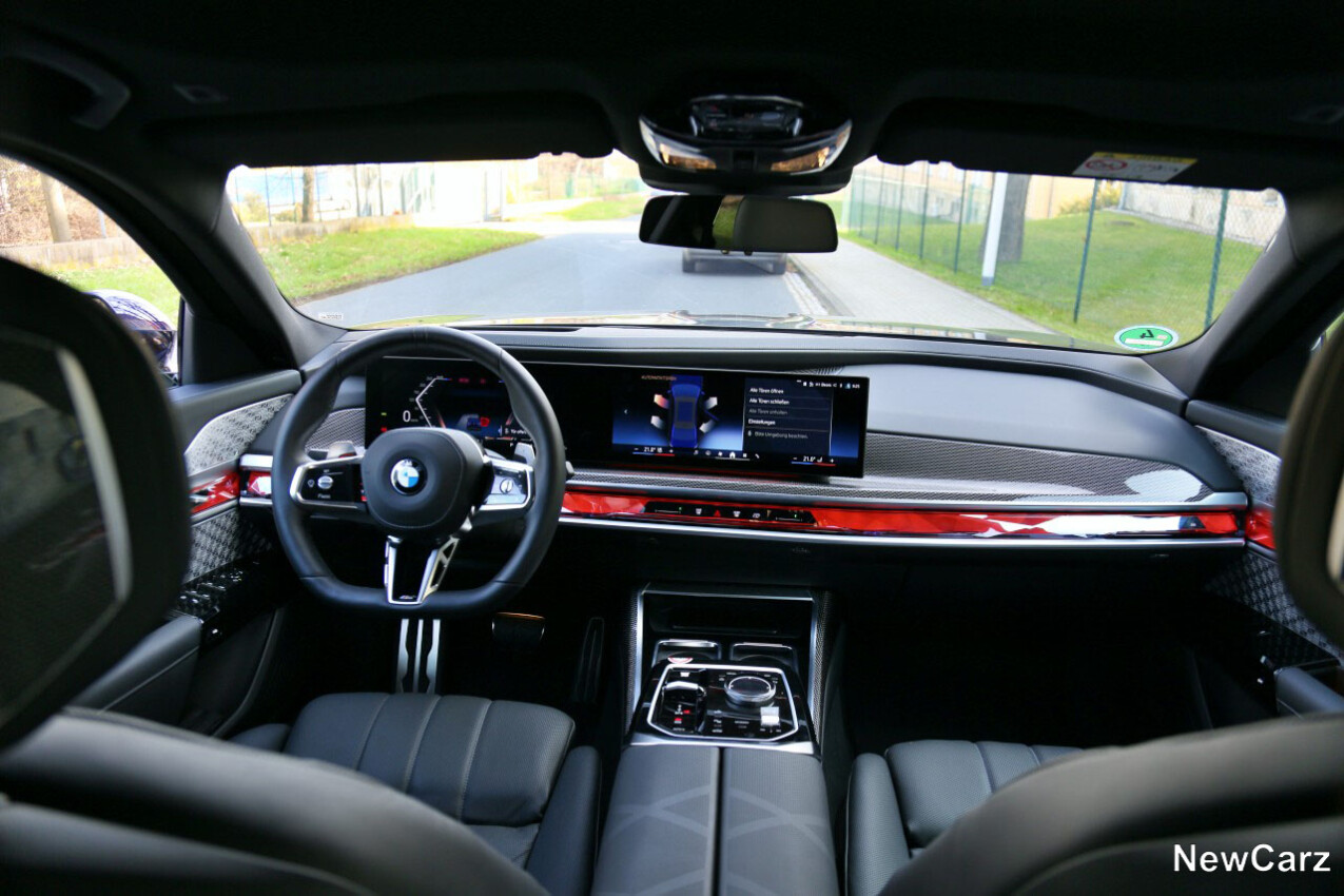 Armaturenbereich BMW 740d xDrive