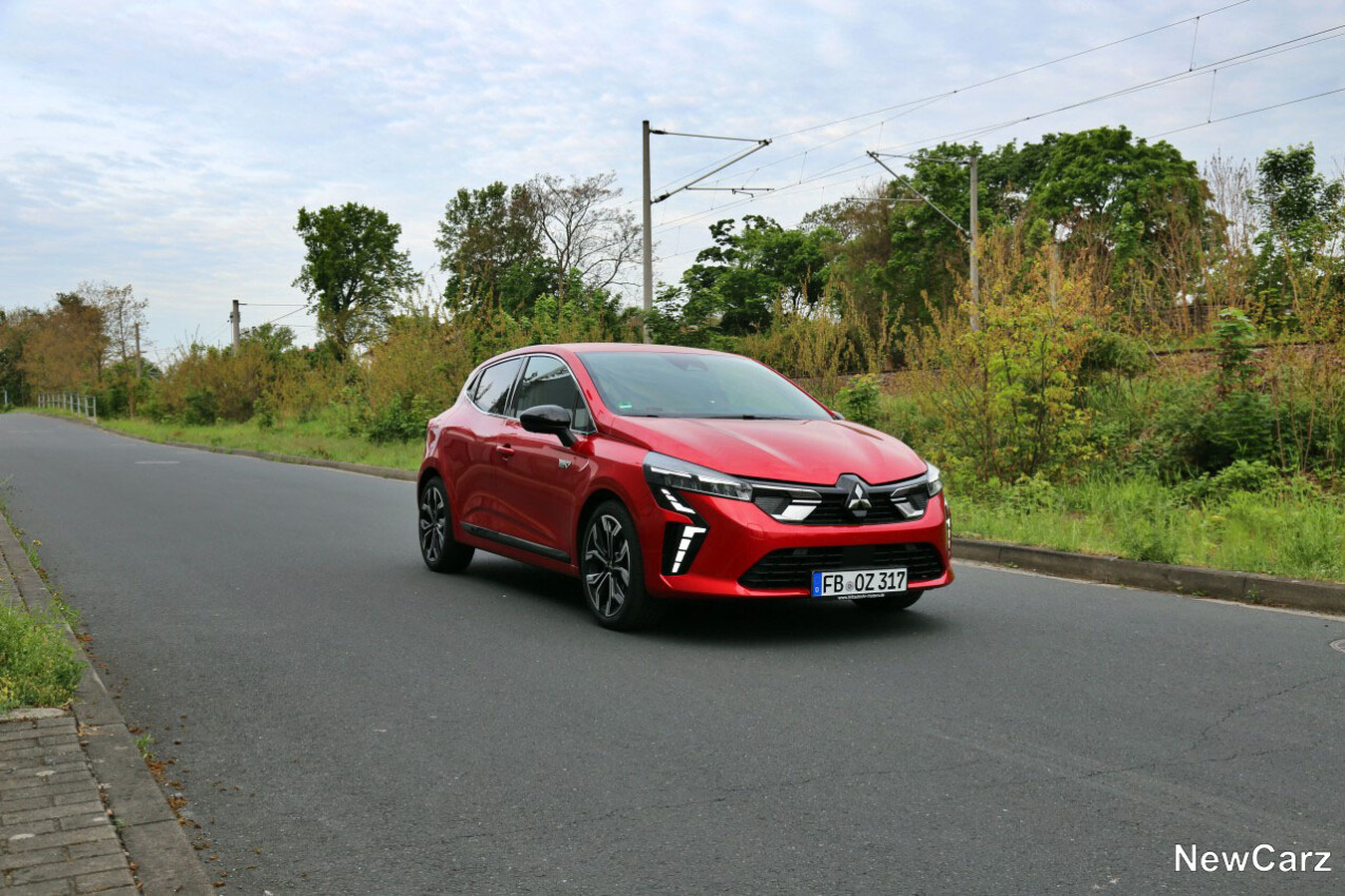 Mitsubishi Colt schräg vorne rechts