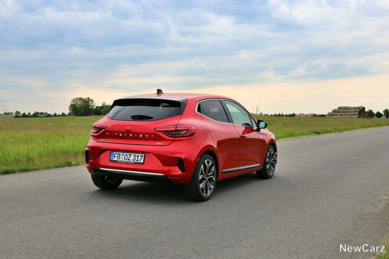 Mitsubishi Colt schräg hinten rechts