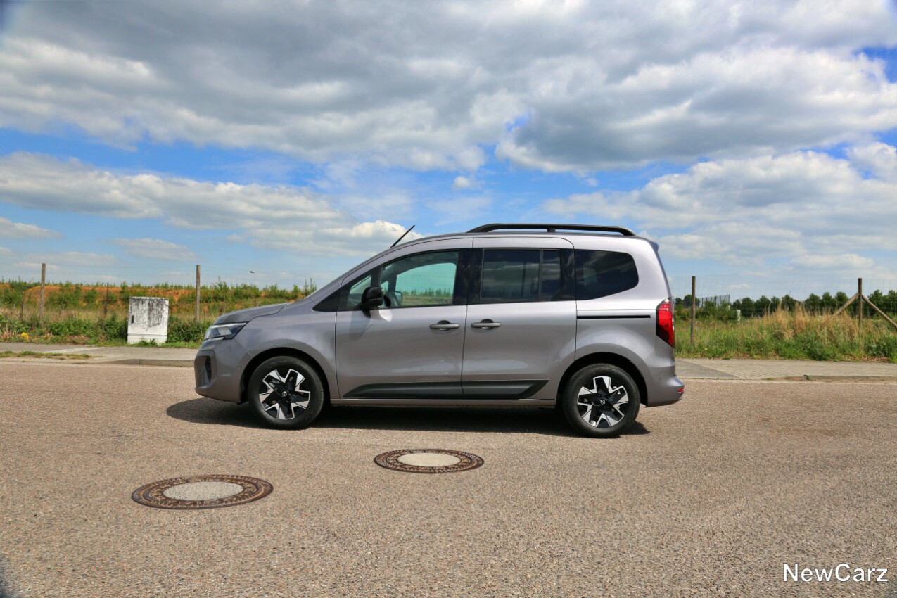 Nissan Townstar EV Seite links