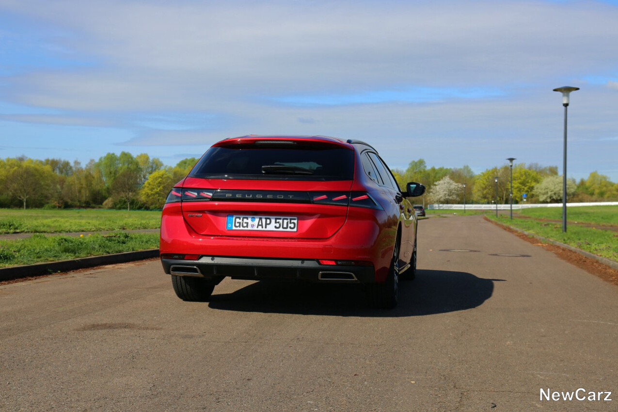 Peugeot 508 SW Facelift von hinten