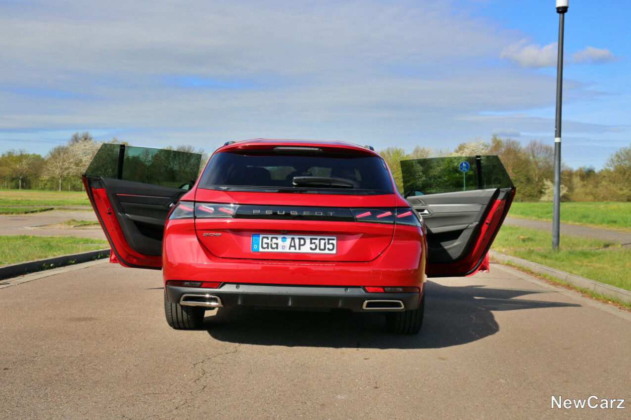 Peugeot 508 SW Facelift Türen offen