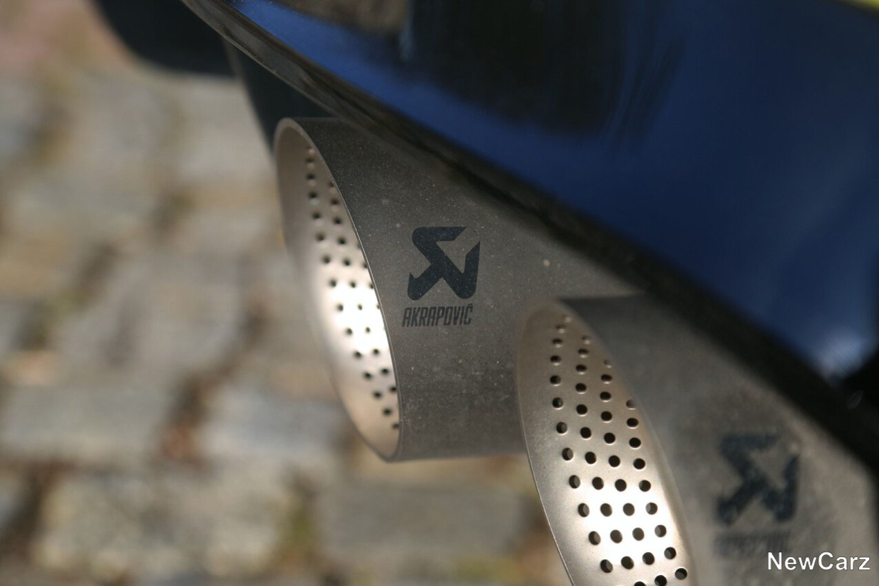 Akrapovic