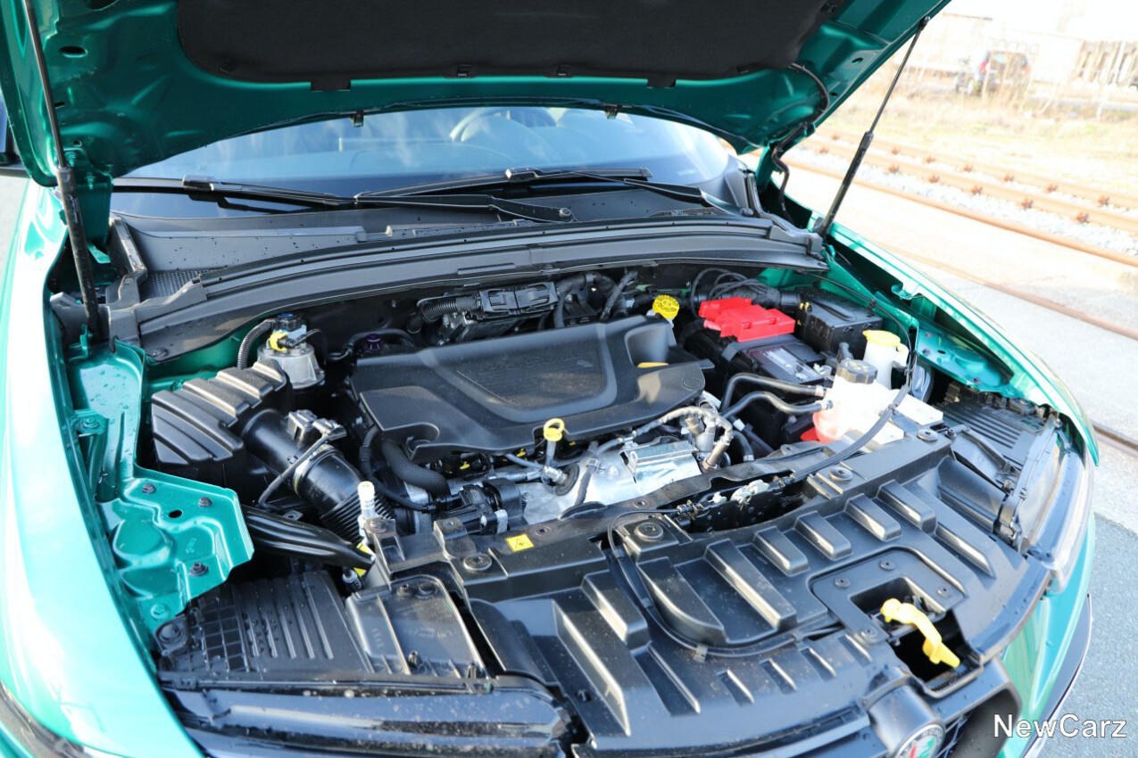 Motorraum Alfa Romeo Tonale Diesel
