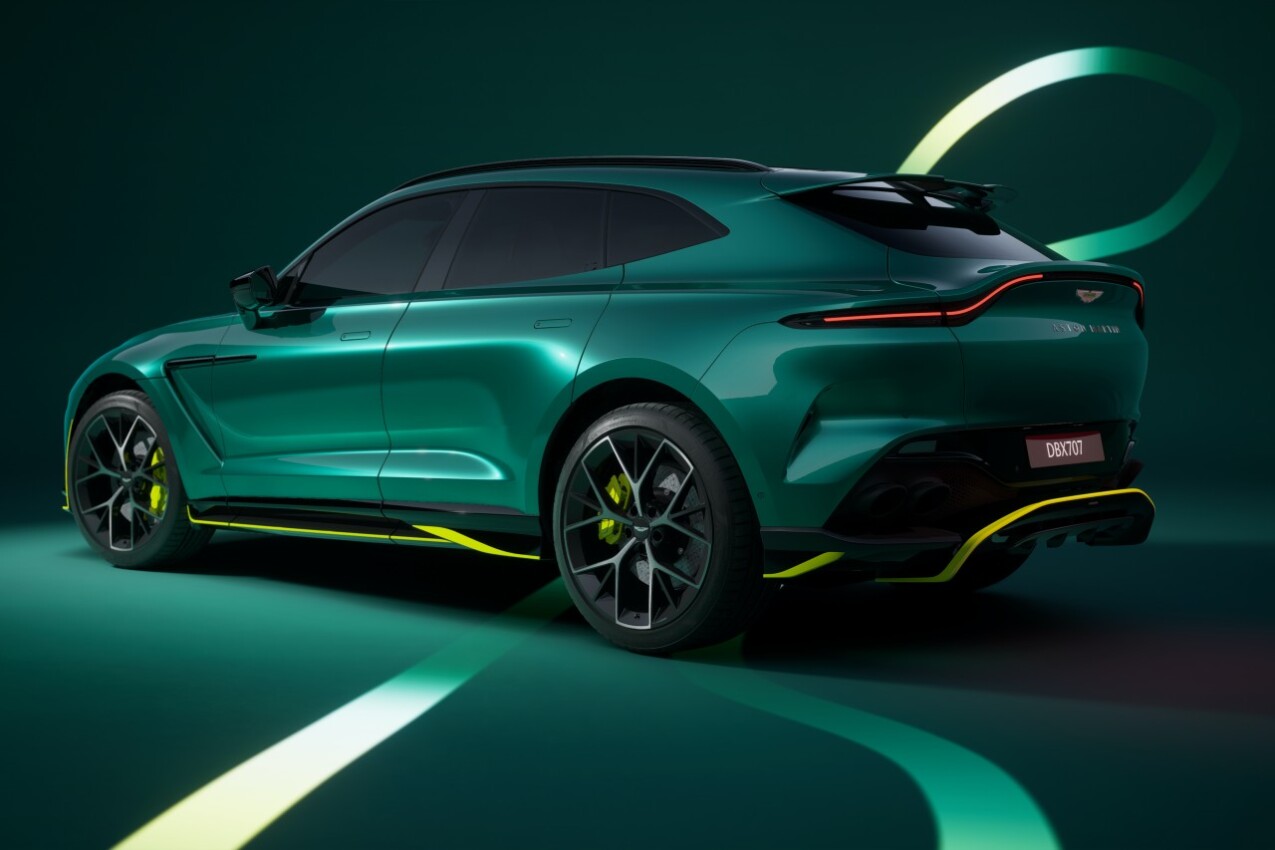 Aston Martin DBX707 AMR24 Studio