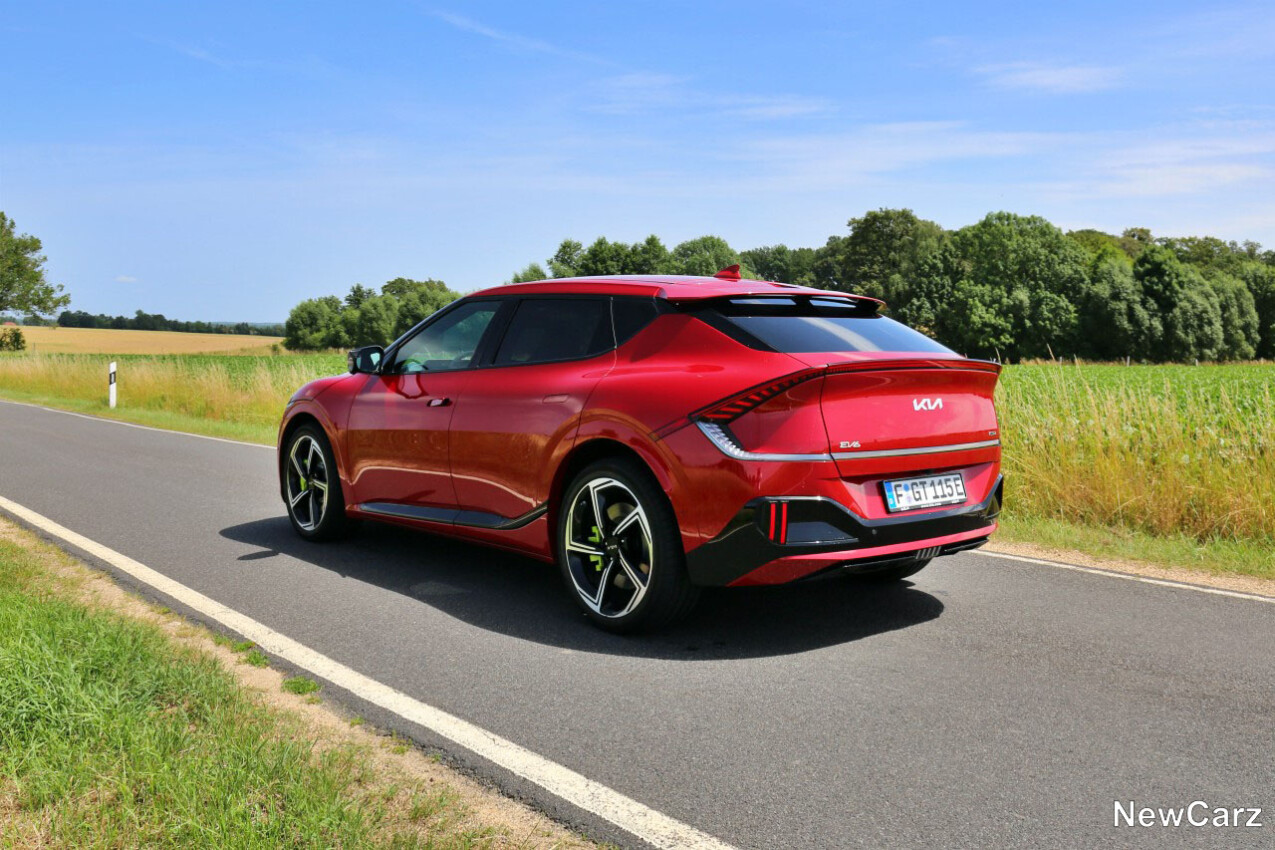Kia EV6 GT schräg hinten links