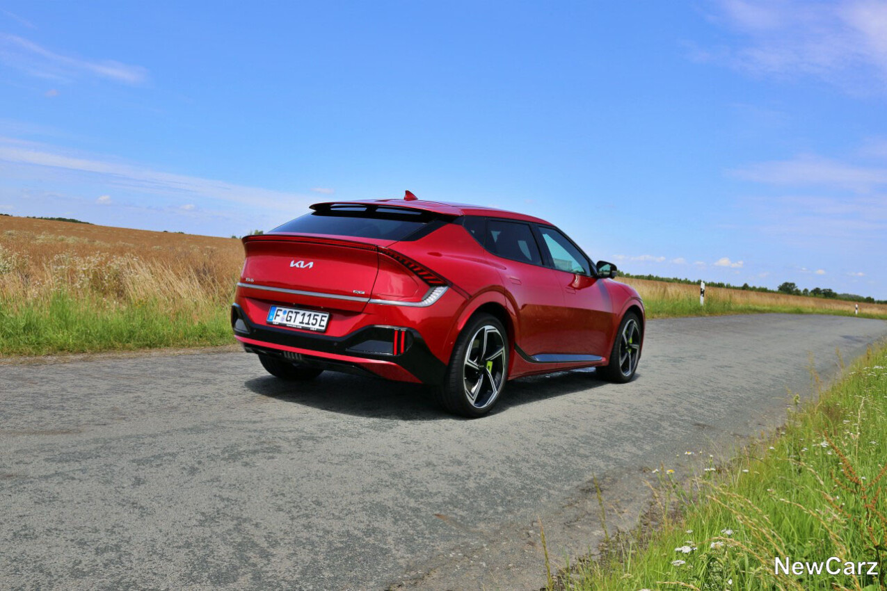 Kia EV6 GT schräg hinten rechts