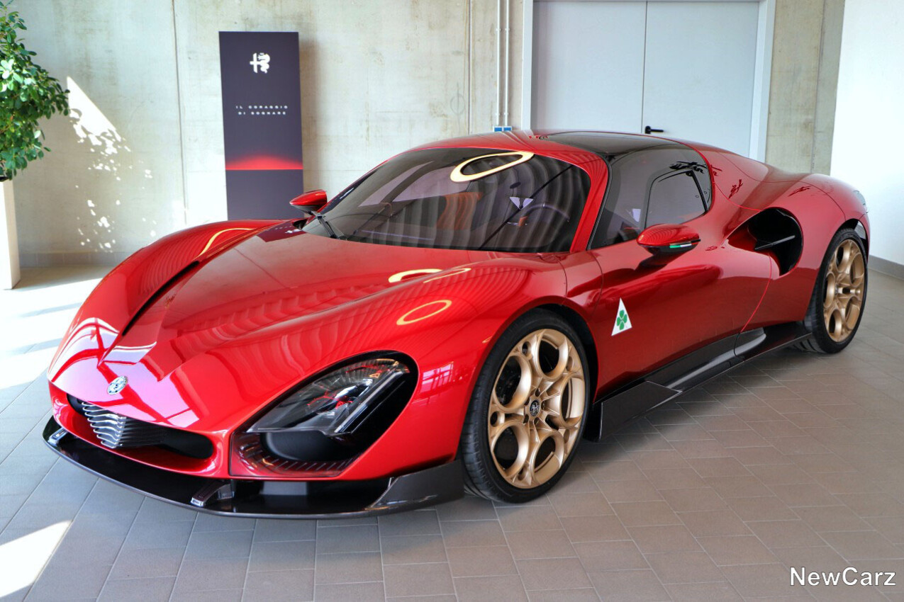 Alfa Romeo Stradale 33 auf der Pista & Piloti