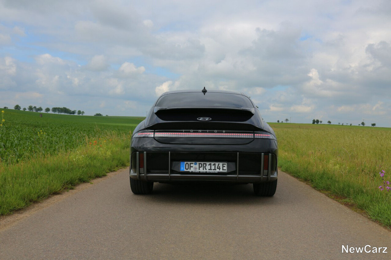 Hyundai IONIQ 6 hinten