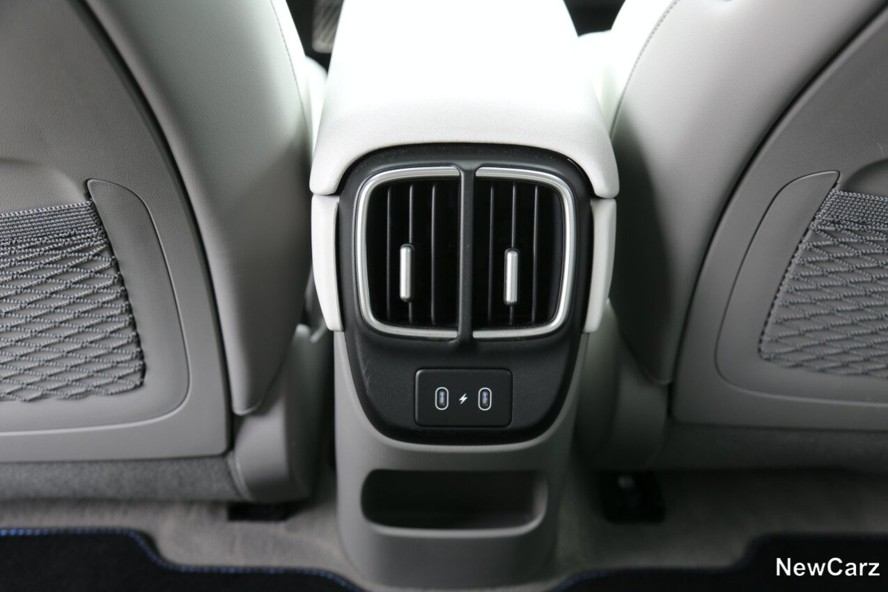USB-Ports im Fond des Hyundai IONIQ 6