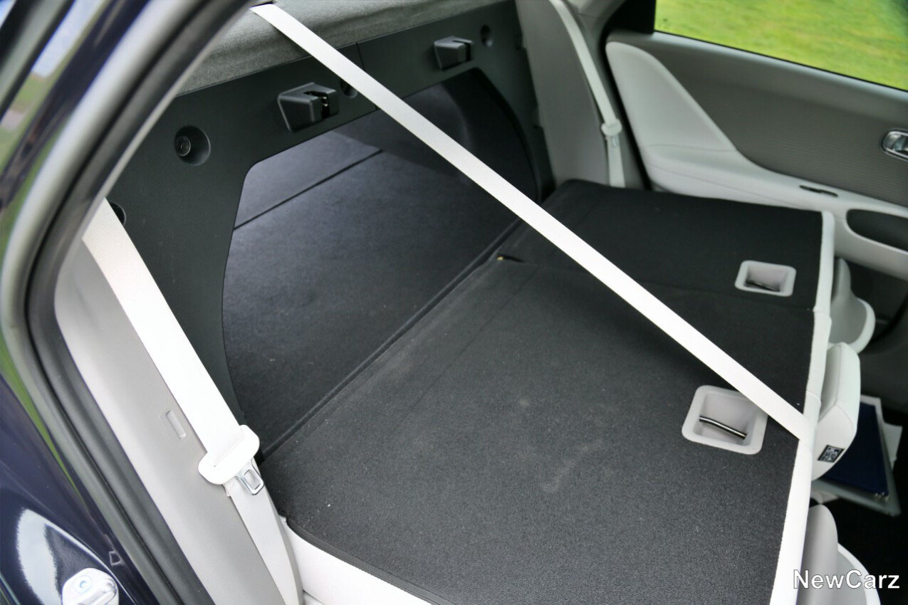 Ladeboden Hyundai IONIQ 6