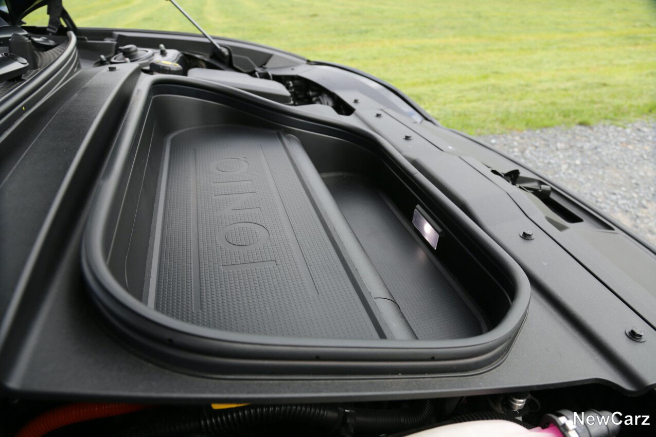 Frunk im Hyundai IONIQ 6 4WD