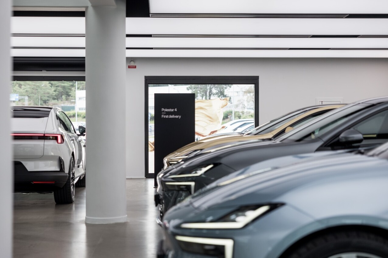 Polestar 4 im Showroom