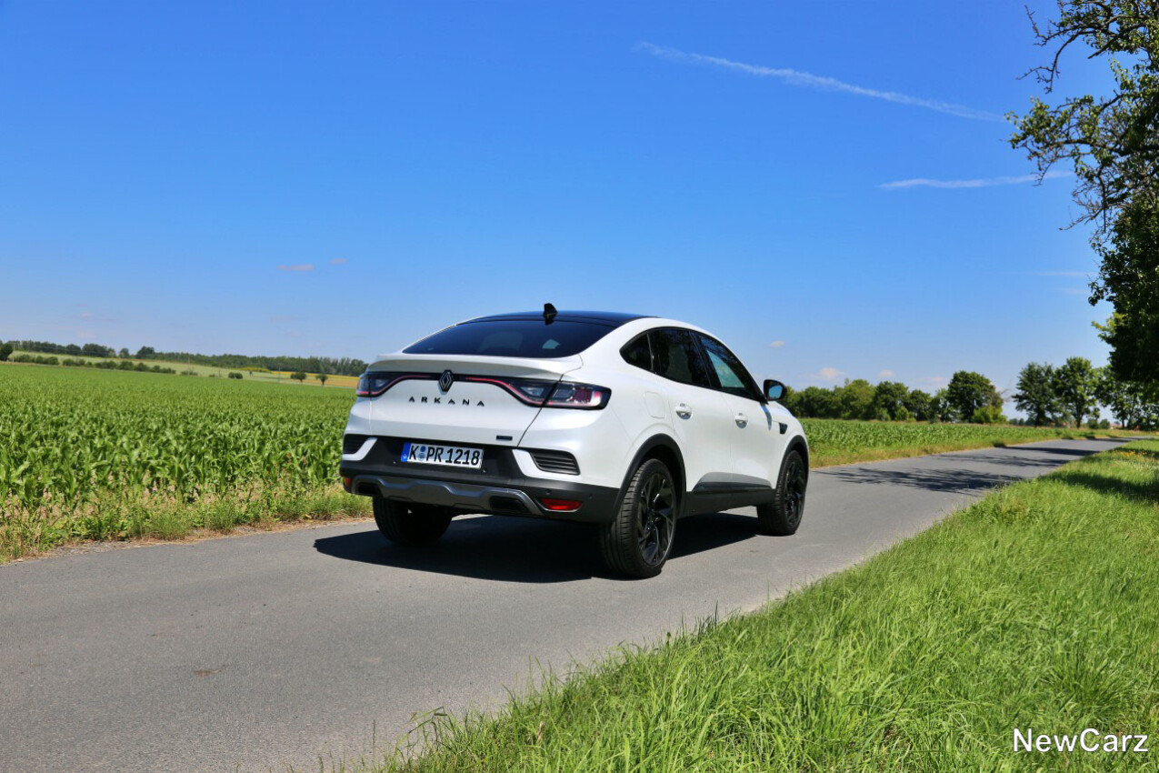 Renault Arkana Facelift schräg hinten rechts