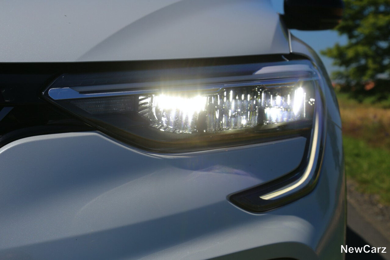 LED-Scheinwerfer Renault Arkana Facelift