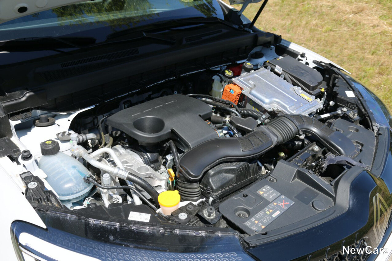 Motorraum Renault Arkana Facelift