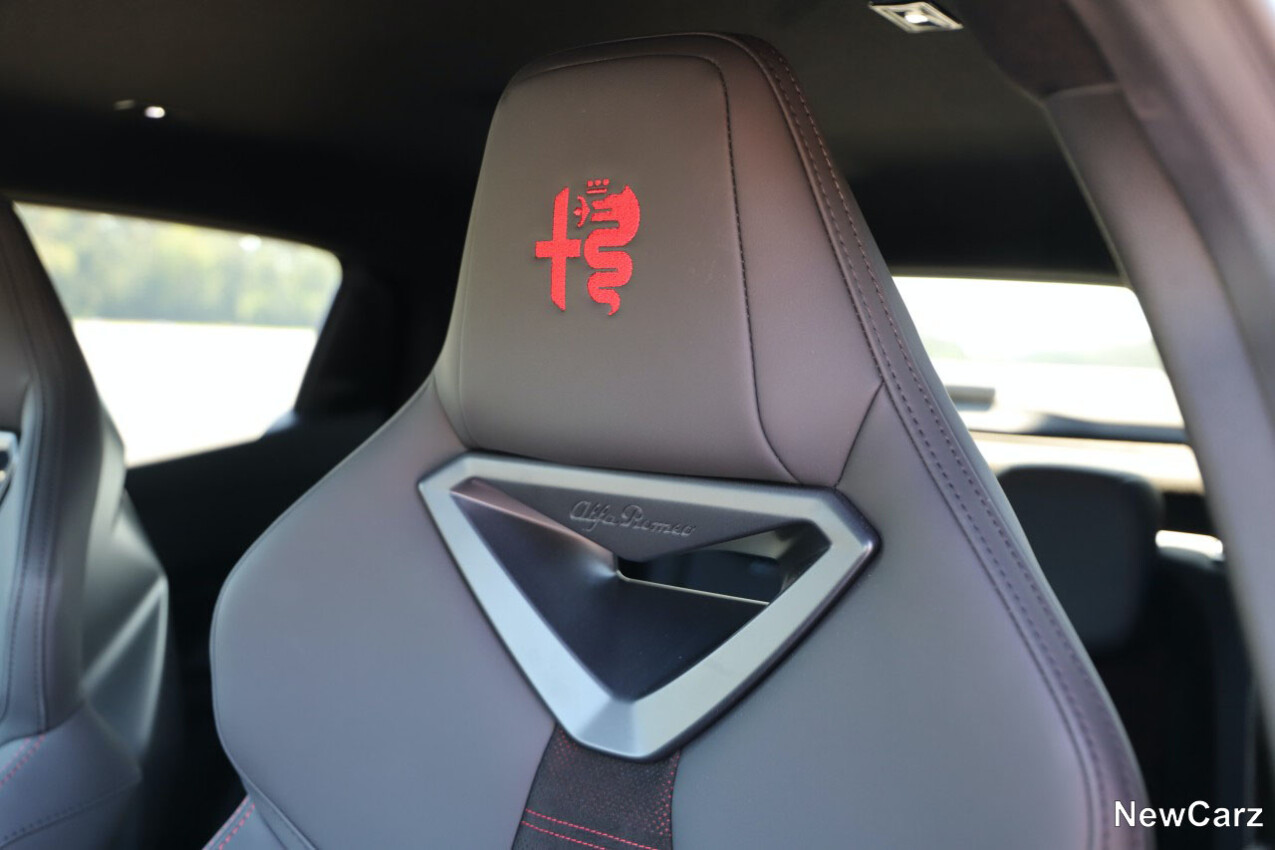 Alfa Romeo Junior Veloce Sabelt Sitz