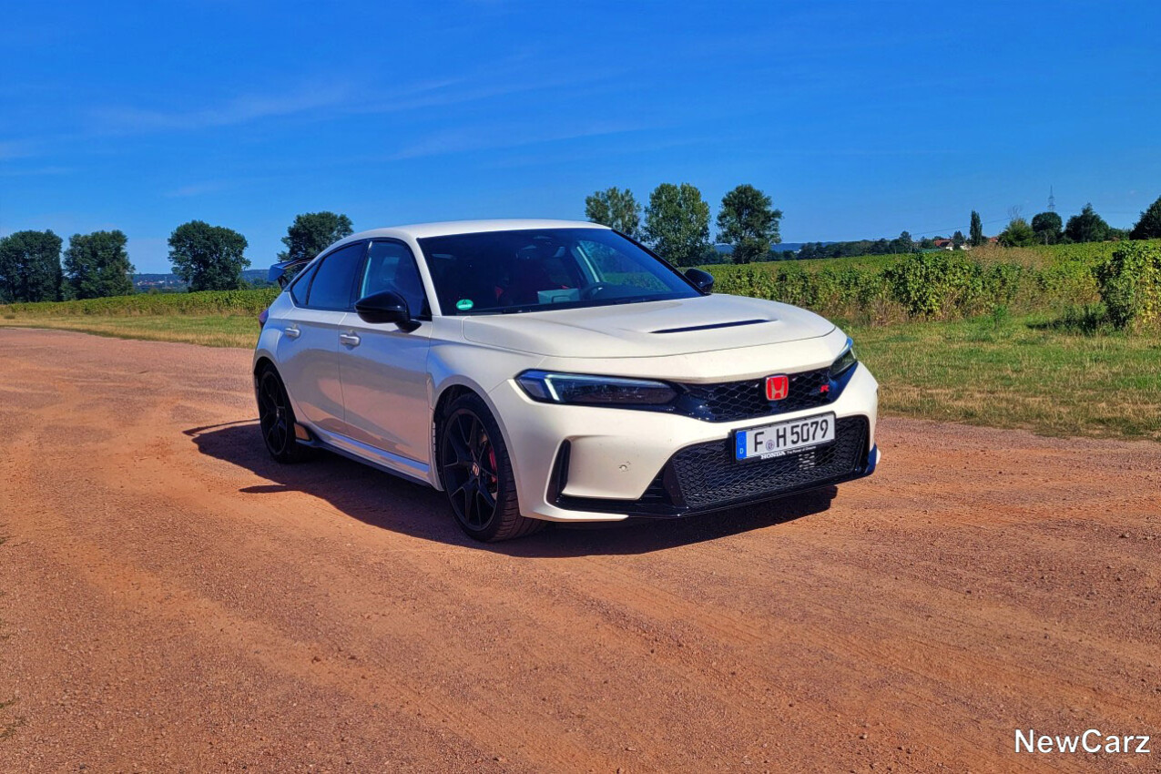 Honda Civic Type R schräg vorne rechts