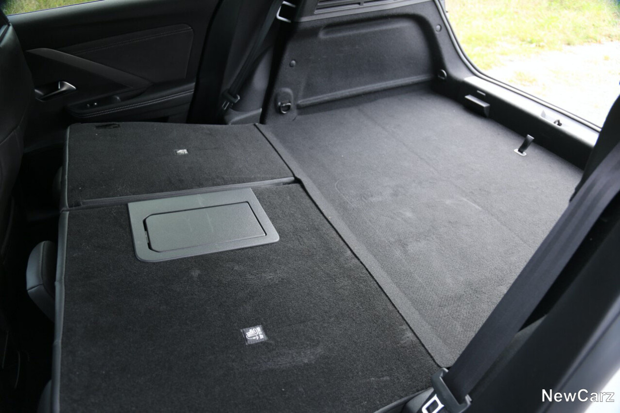 Laderaumboden Opel Astra GSe