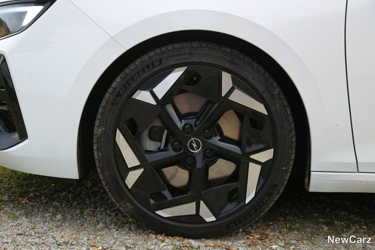 Vorderrad Opel Astra GSe