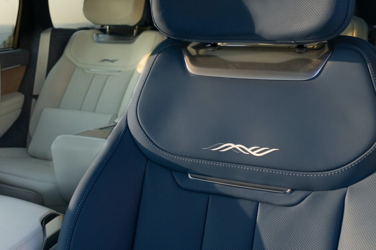Stickerei Sitz Range Rover SV Riviera Edition