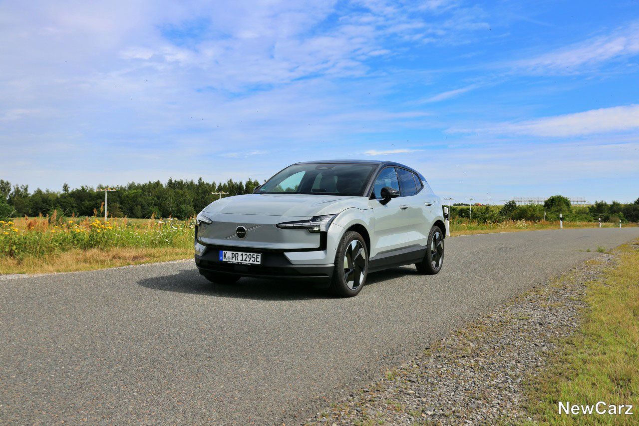 Volvo EX30