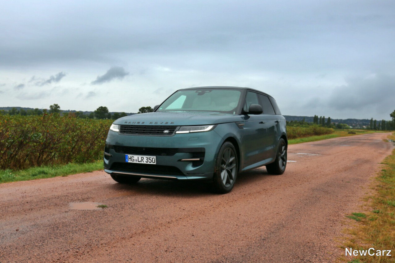 Range Rover Sport schräg vorne links
